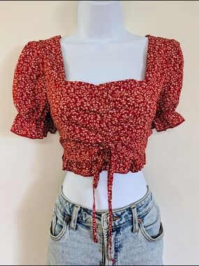 Red Floral Square-Neck Crop Top with Tie